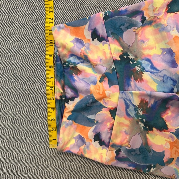 ONZIE - Watercolor Leggings - Picture 5 of 7